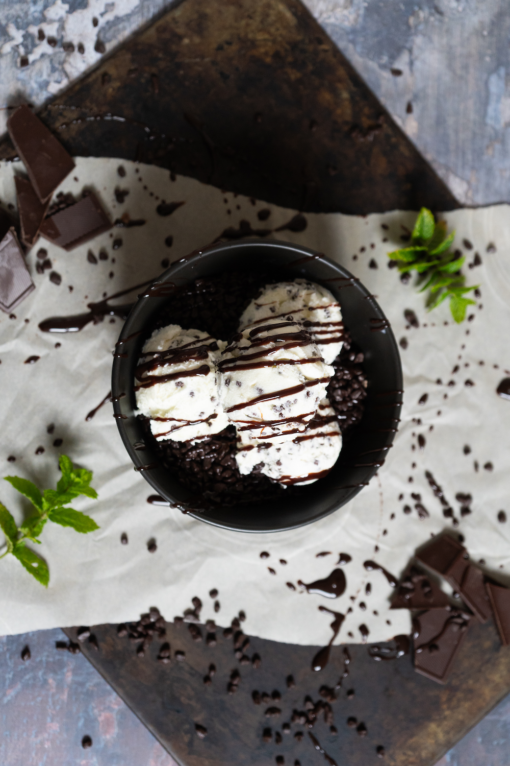 Midnight Mint Crisp Ice Cream